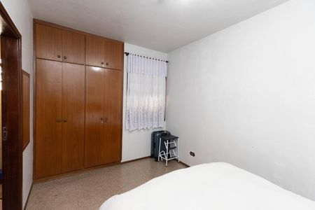 Casa à venda com 60m², 4 quartos e 2 vagas Casa à venda com 60m², 4 quartos e 2 vagasSuíte