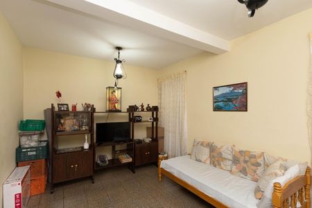 Sala  de casa à venda com 4 quartos, 60m² em Jardim Martins Silva, São Paulo