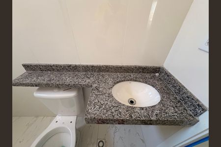 Banheiro  de apartamento para alugar com 3 quartos, 150m² em Vila Humaita, Santo André