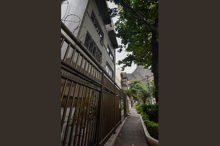 Apartamento para alugar com 72m², 3 quartos e 1 vaga Apartamento para alugar com 72m², 3 quartos e 1 vagaFachada