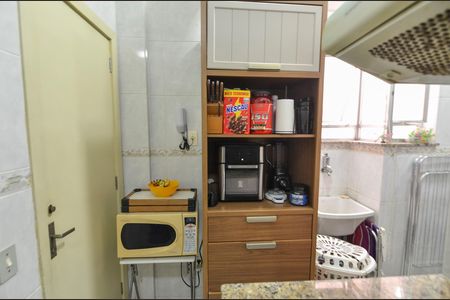 Área de Serviço de apartamento para alugar com 3 quartos, 72m² em Grajaú, Rio de Janeiro