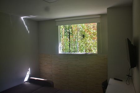 Sala Quarto de kitnet/studio para alugar com 1 quarto, 18m² em Duarte Silveira, Petrópolis