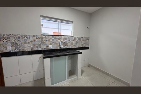Cozinha de apartamento para alugar com 1 quarto, 50m² em Duarte Silveira, Petrópolis