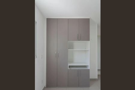 Apartamento para alugar com 63m², 3 quartos e 1 vaga Apartamento para alugar com 63m², 3 quartos e 1 vagaQuarto