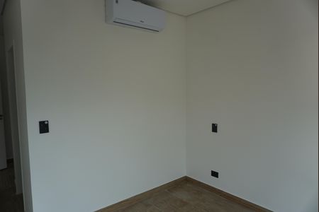 Casa de condomínio à venda com 131m², 2 quartos e 2 vagasSuite