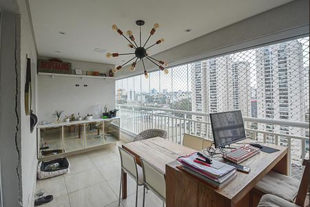 Apartamento à venda com 94m², 2 quartos e 2 vagas Apartamento à venda com 94m², 2 quartos e 2 vagasVaranda gourmet
