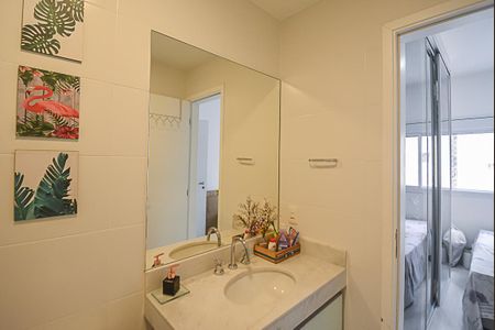 Apartamento à venda com 94m², 2 quartos e 2 vagas Apartamento à venda com 94m², 2 quartos e 2 vagasBanheiro da Suíte 2