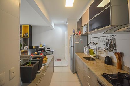 Apartamento à venda com 94m², 2 quartos e 2 vagas Apartamento à venda com 94m², 2 quartos e 2 vagasCozinha