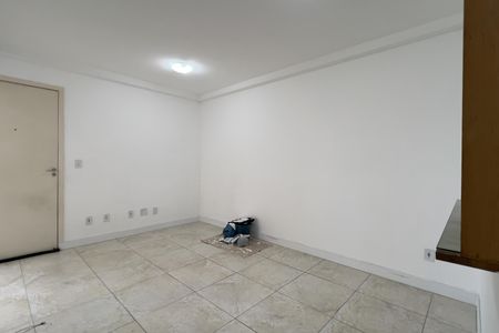 Sala de apartamento para alugar com 2 quartos, 46m² em Parque Sao Miguel, Guarulhos