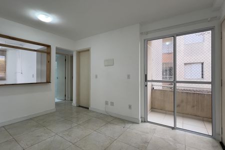 Sala de apartamento para alugar com 2 quartos, 46m² em Parque Sao Miguel, Guarulhos