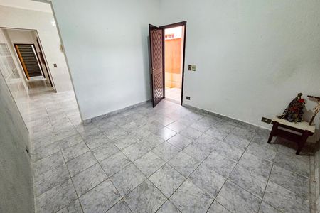 Casa para alugar com 121m², 3 quartos e 2 vagasSala