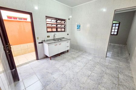 Casa para alugar com 121m², 3 quartos e 2 vagasCozinha