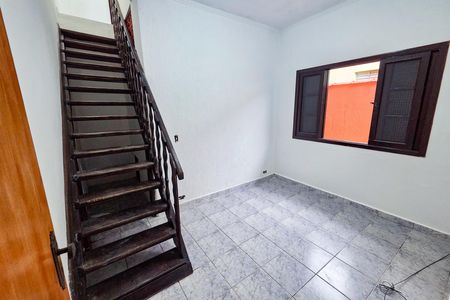 Casa para alugar com 121m², 3 quartos e 2 vagasQuarto 2