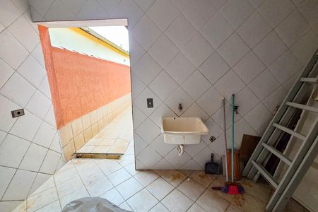 Área de Serviço de casa para alugar com 3 quartos, 121m² em Princesa, Praia Grande