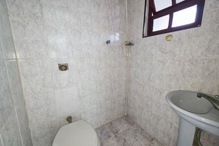 Casa para alugar com 121m², 3 quartos e 2 vagasBanheiro da Suíte 1