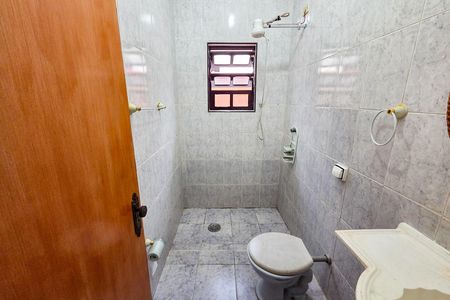 Casa para alugar com 121m², 3 quartos e 2 vagasBanheiro
