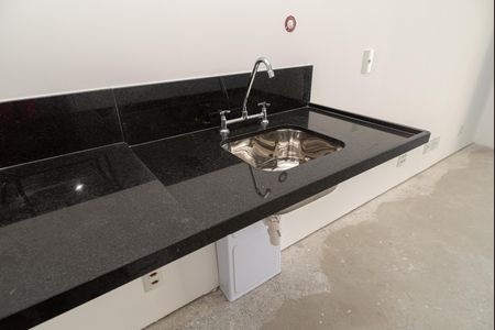 Cozinha de kitnet/studio à venda com 1 quarto, 22m² em Consolação, São Paulo