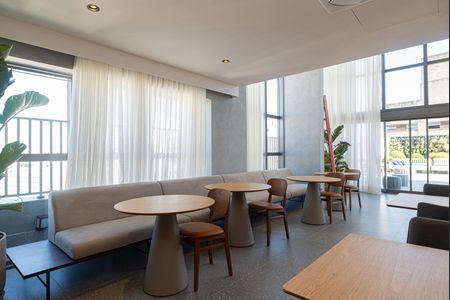 Studio para alugar com 22m², 1 quarto e sem vaga Studio para alugar com 22m², 1 quarto e sem vagaÁrea comum - Espaço Gourmet