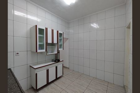 Casa para alugar com 40m², 2 quartos e sem vaga Casa para alugar com 40m², 2 quartos e sem vagaCozinha - Armários