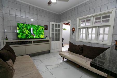 Casa para alugar com 120m², 2 quartos e 3 vagas