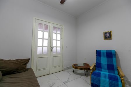 Casa para alugar com 120m², 2 quartos e 3 vagas