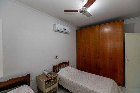 Casa para alugar com 120m², 2 quartos e 3 vagas