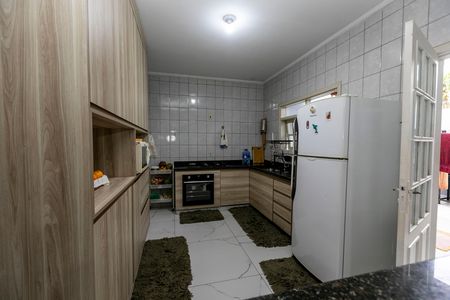Casa para alugar com 120m², 2 quartos e 3 vagas