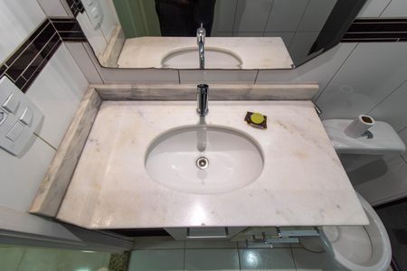 BANHEIRO SOCIAL de apartamento para alugar com 2 quartos, 61m² em Parque Brasília, Campinas