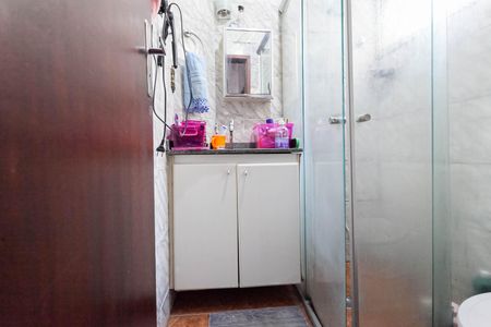 Banheiro social de apartamento à venda com 3 quartos, 69m² em Manacás, Belo Horizonte