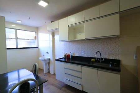 Apartamento para alugar com 47m², 2 quartos e 1 vagaCozinha e Área de Serviço
