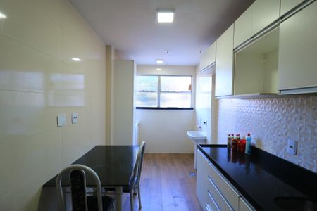 Apartamento para alugar com 47m², 2 quartos e 1 vagaCozinha e Área de Serviço