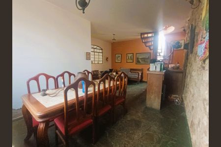Casa para alugar com 120m², 2 quartos e 1 vaga Casa para alugar com 120m², 2 quartos e 1 vagaSala