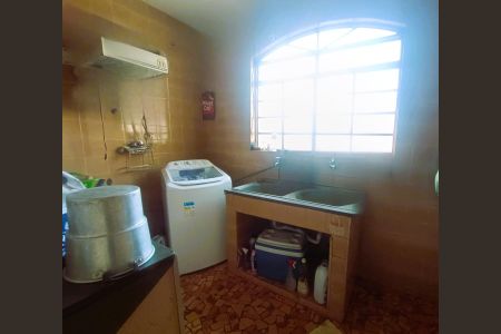 Cozinha de casa para alugar com 2 quartos, 120m² em Jardim Canada, Nova Lima