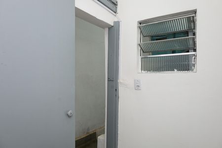Casa para alugar com 30m², 1 quarto e 1 vagaÁrea de Serviço