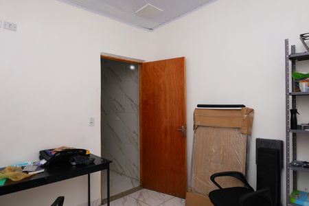 Casa para alugar com 30m², 1 quarto e 1 vagaQuarto
