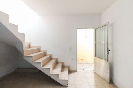 Sala de apartamento para alugar com 1 quarto, 50m² em Jardim Miray, Itaquaquecetuba