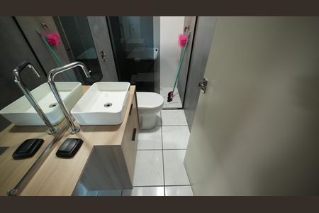 Apartamento para alugar com 56m², 2 quartos e 1 vagaBanheiro Social