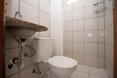 Casa à venda com 50m², 2 quartos e 1 vagaBanheiro Social