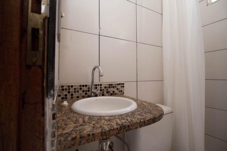 Casa à venda com 50m², 2 quartos e 1 vagaBanheiro Social
