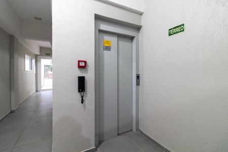 Elevador de apartamento à venda com 3 quartos, 79m² em Jardim Botânico, Porto Alegre