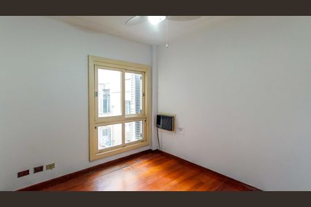 Apartamento à venda com 79m², 3 quartos e 1 vaga Apartamento à venda com 79m², 3 quartos e 1 vagaQuarto 3
