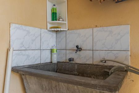 Casa à venda com 48m², 2 quartos e 1 vagaÁrea de Serviço