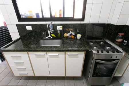 Apartamento para alugar com 69m², 2 quartos e 1 vaga Apartamento para alugar com 69m², 2 quartos e 1 vagaCozinha - Fogão