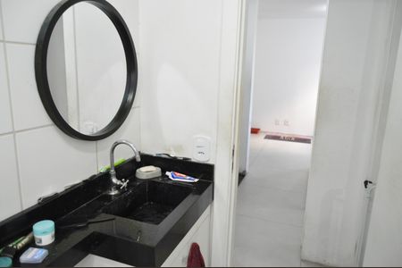 Apartamento à venda com 48m², 2 quartos e sem vagaBanheiro