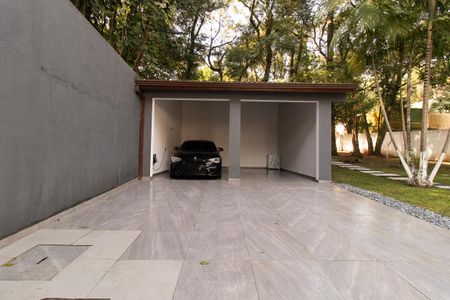 Casa à venda com 350m², 4 quartos e 2 vagasGaragem