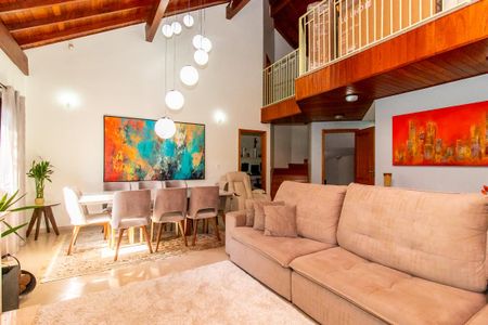 Casa à venda com 350m², 4 quartos e 2 vagasSala