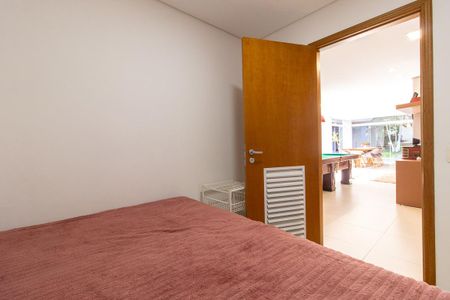 Casa à venda com 350m², 4 quartos e 2 vagasQuarto 4