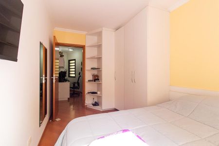 Casa à venda com 350m², 4 quartos e 2 vagasQuarto 1