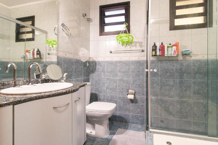 Casa à venda com 350m², 4 quartos e 2 vagasBanheiro da Suíte
