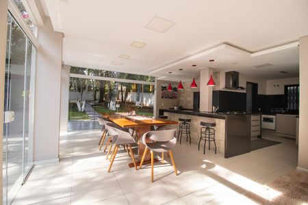 Área comum - Churrasqueira de casa à venda com 4 quartos, 350m² em Cidade Industrial, Curitiba